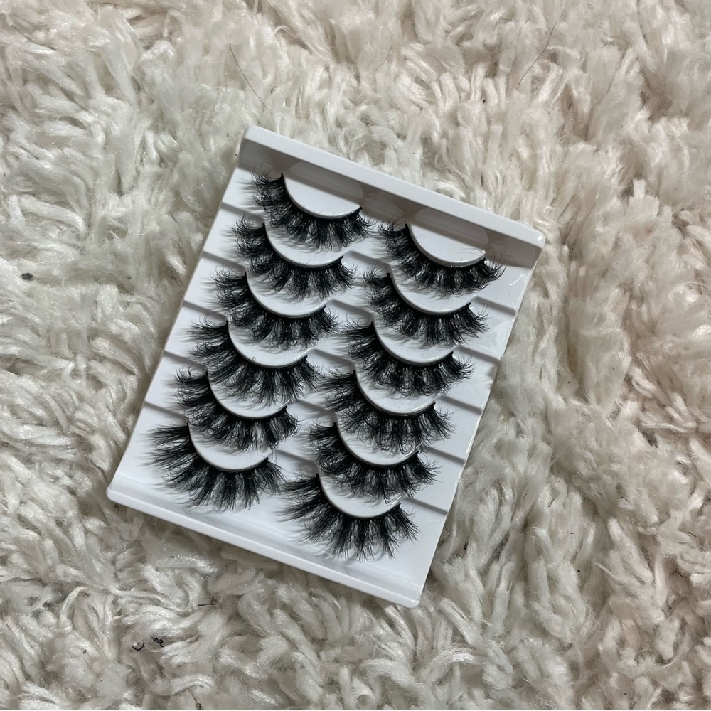 New! HP! ☆ Faux Mink 5 Pack False Eyelashes Includes Wispy Lashes - Picture 8 of 10